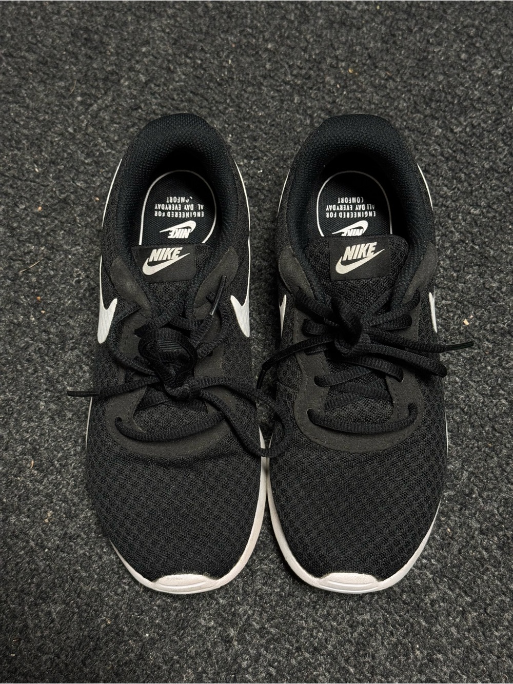 Nike Tanjun Black White - Picture 5 of 11
